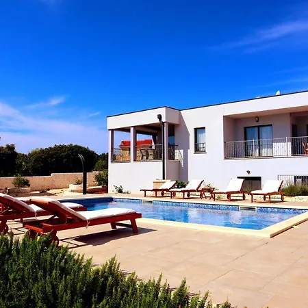 Villa Restful Kanica House *