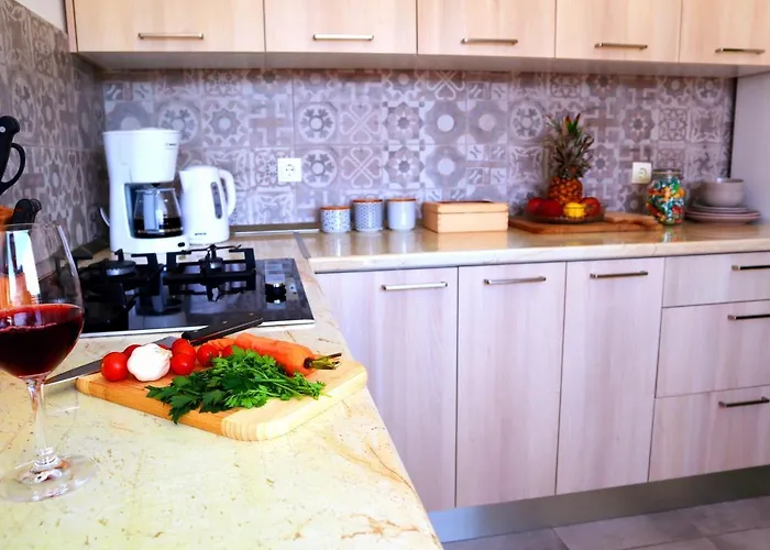 Restful Kanica House *